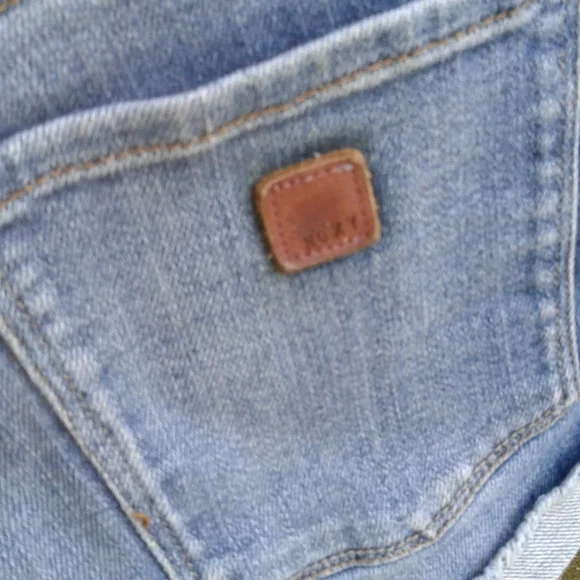 Short brand is Rocky dream size 1-25 good condition in inseam 2 1/2 in - Picture 4 of 8